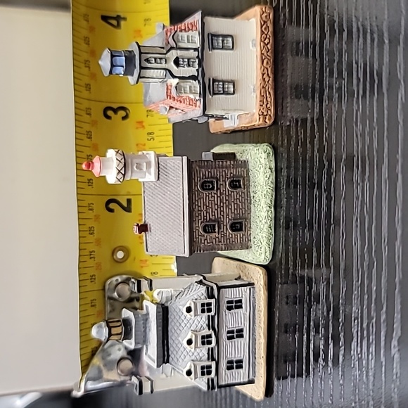 Lenox Thimble Lighthouses (set of 3) - Picture 1 of 9